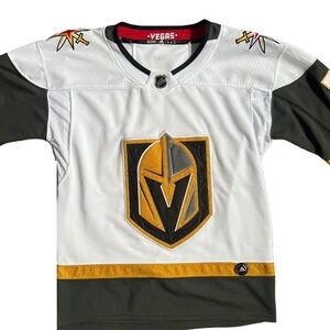 VEGAS GOLDEN KNIGHTS / NHL ADIDAS WHITE WILLIAM KARLSSON JERSEY SIZE M